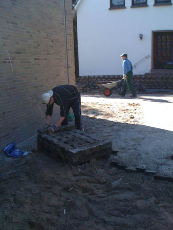 April 2010 274